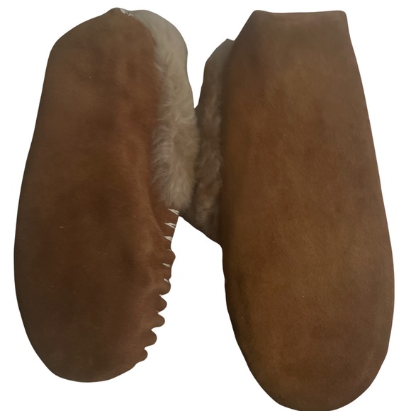 Handmade Moccasins - Picture 2 of 3